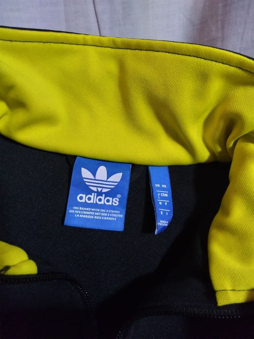 adidas ジャージ ジャケット 黒/黄色