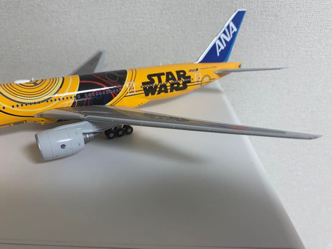 ANA スター・ウォーズ特別塗装機 1/200 3月30日までの出品