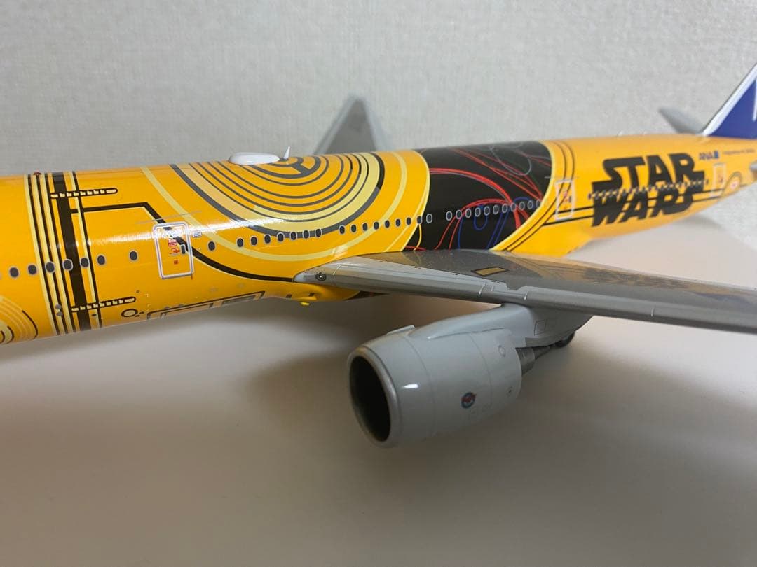 ANA スター・ウォーズ特別塗装機 1/200 3月30日までの出品