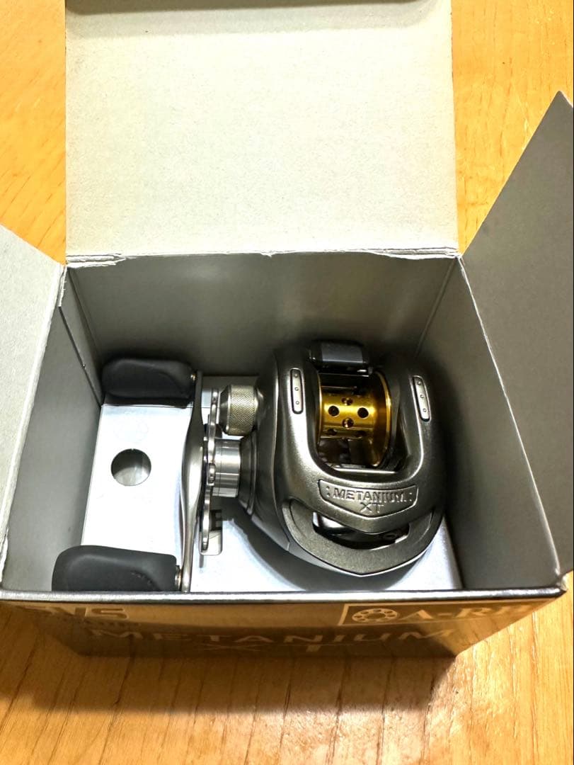 未使用品　05 メタニウム XT