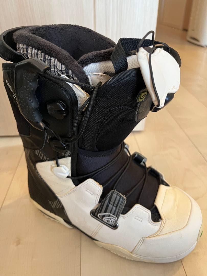 Salomon synapse wide 25.5cmスノーボードブーツ