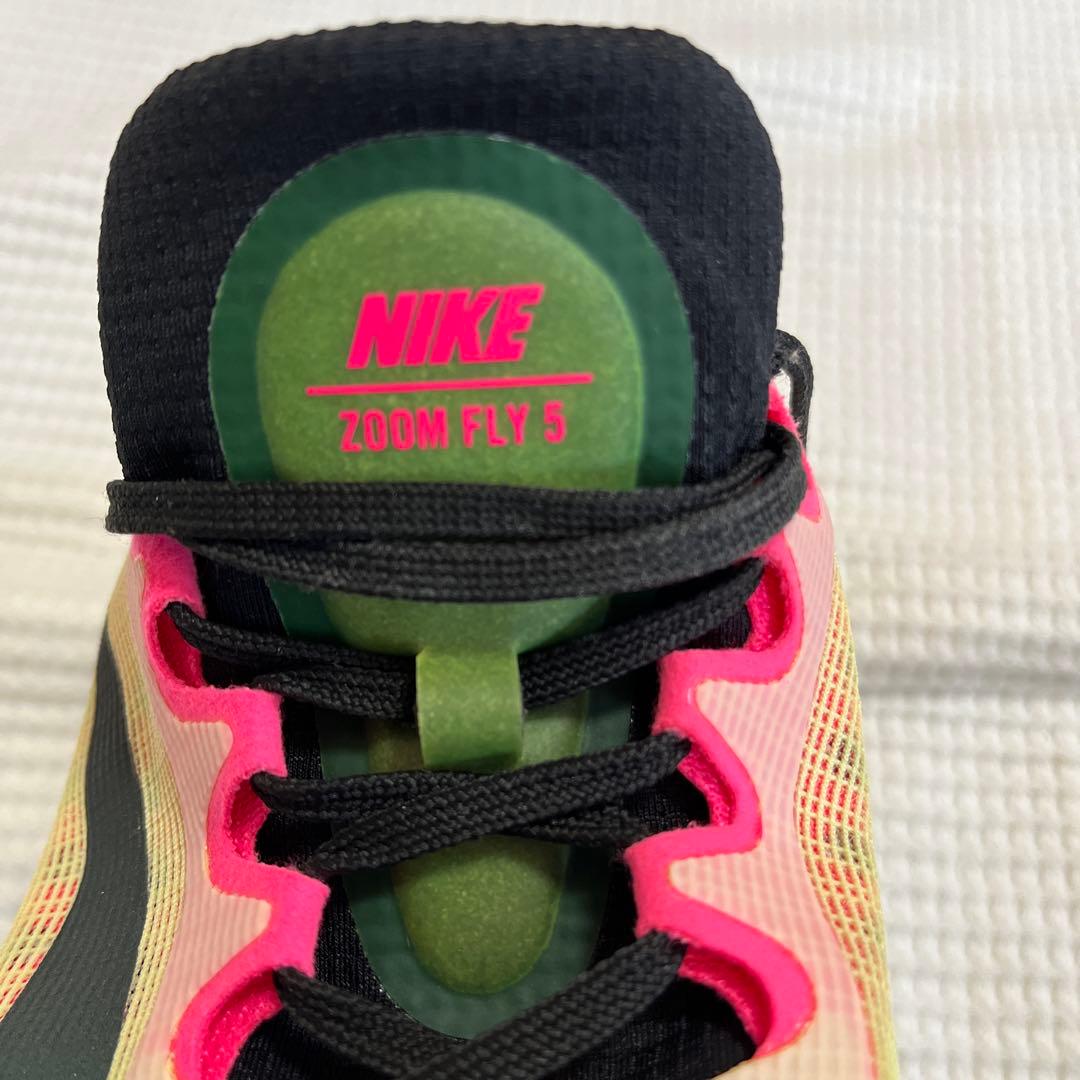 Nike ZoomX ランニングシューズ