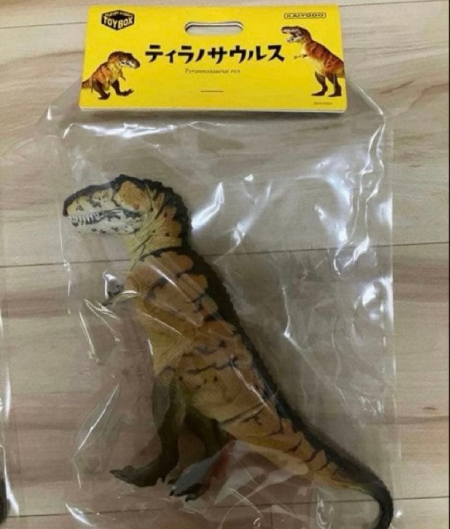 海洋堂 ソフビトイボックス ティラノサウルス 恐竜 フィギュア 2体セット