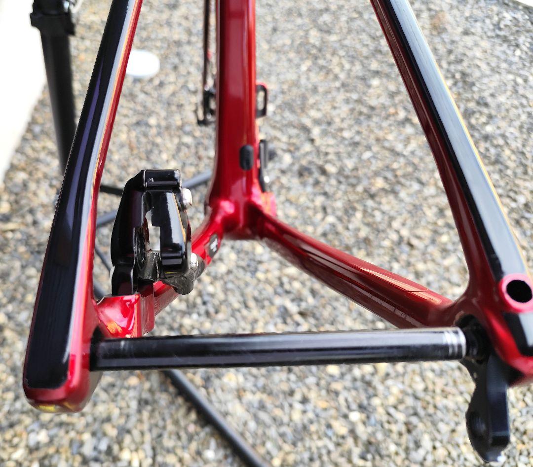 TREK トレック 　EMONDA SLR7 DISC 2021年フレームセット