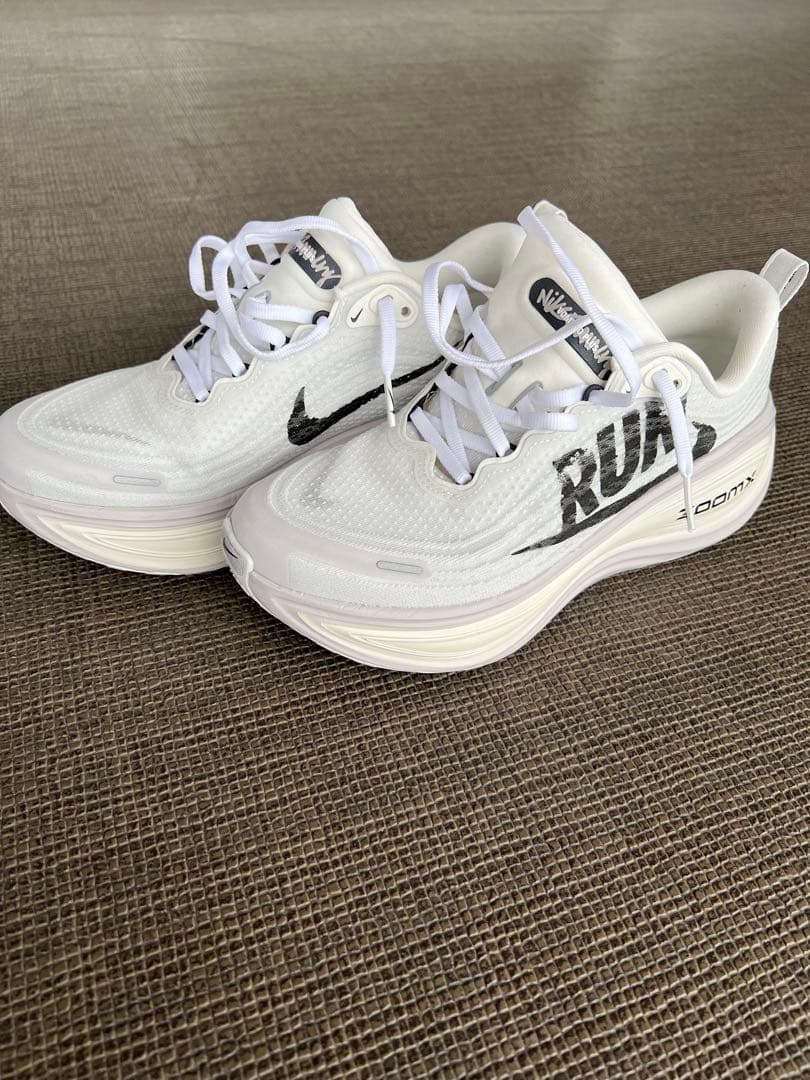 Nike ナイキ ボメロプラス　メンズ24.5センチ