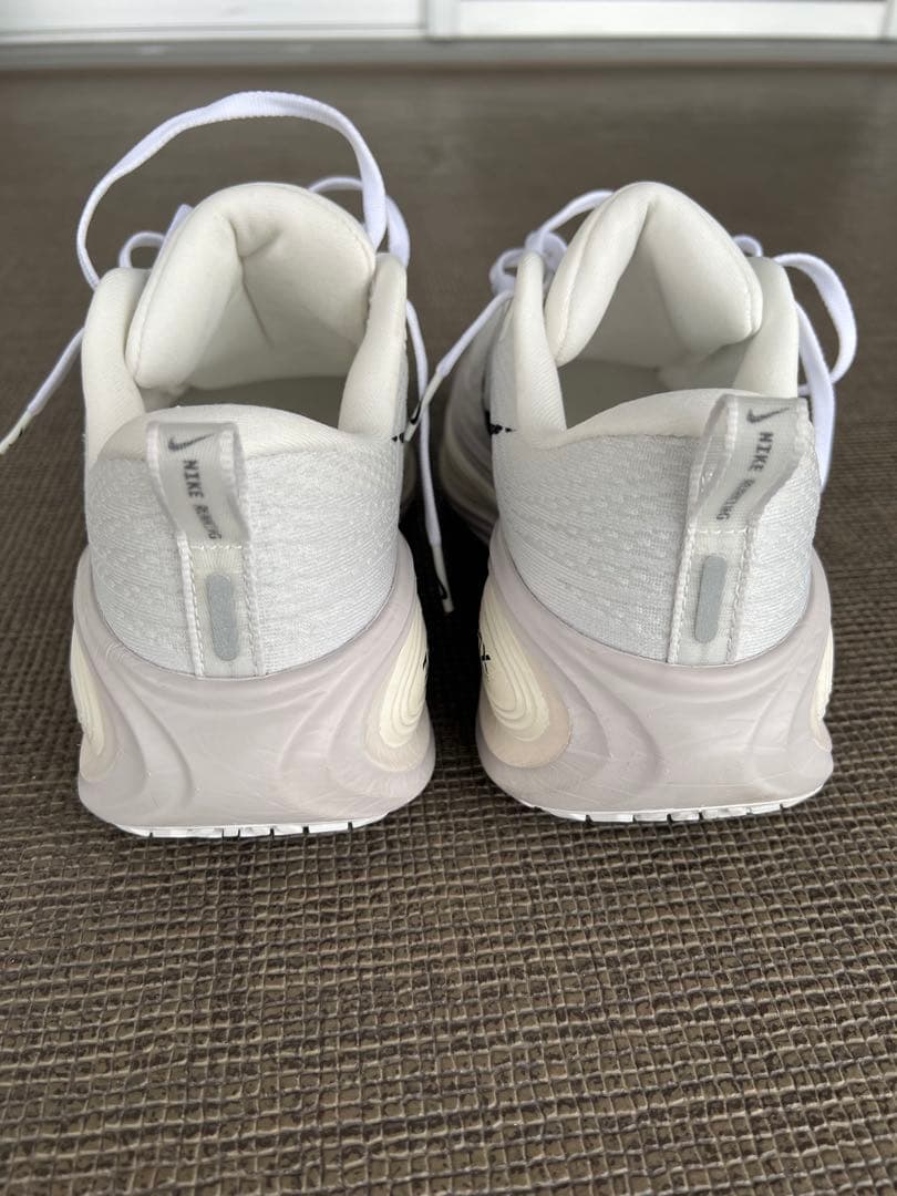 Nike ナイキ ボメロプラス　メンズ24.5センチ
