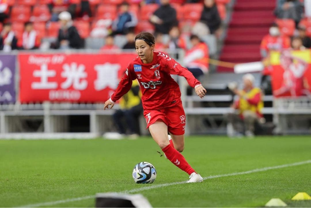 サッカー INAC神戸レオネッサ　北川ひかる #13 ユニフォーム　浦和レッズ