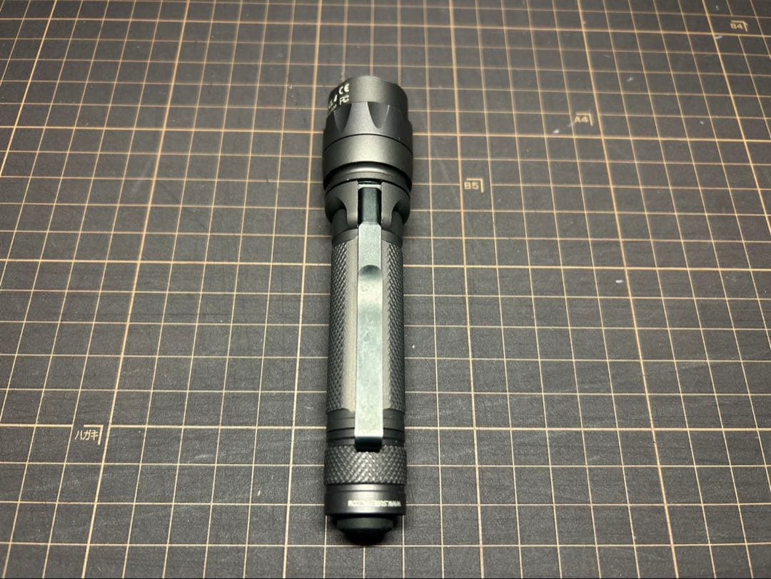 ライト・ランタン SUREFIRE L4 DIGITAL LUMAMAX