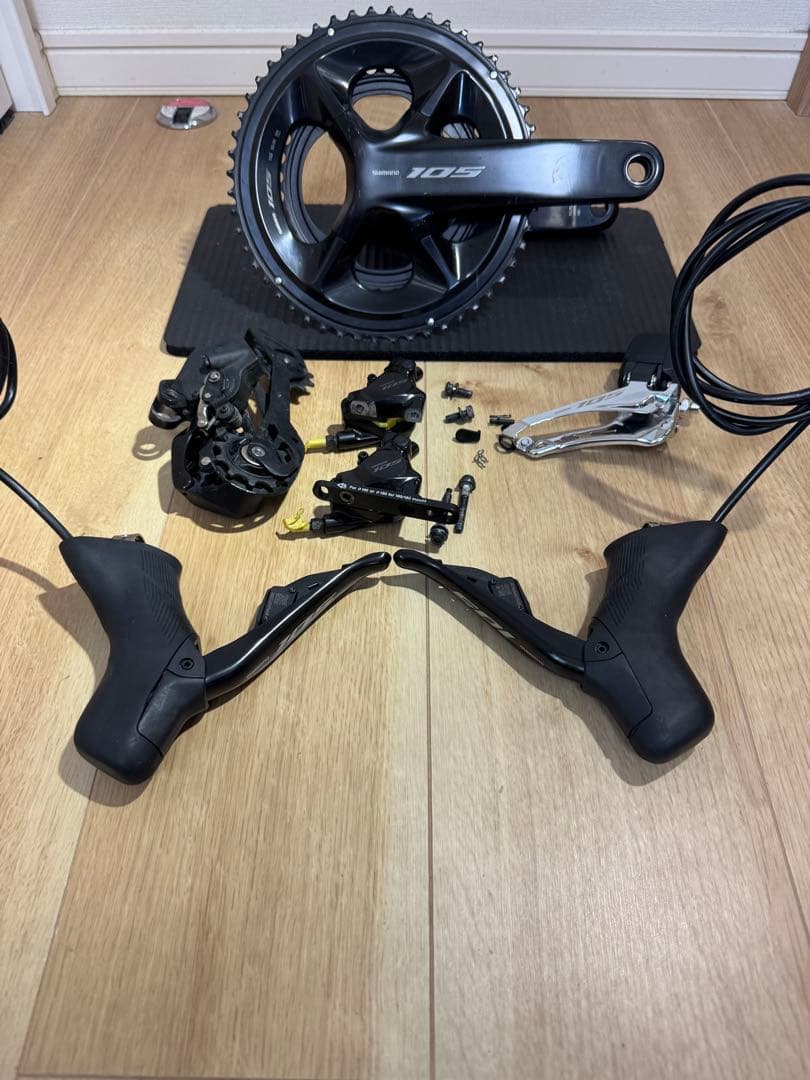 Shimano 105 Di2 コンポーネントセット