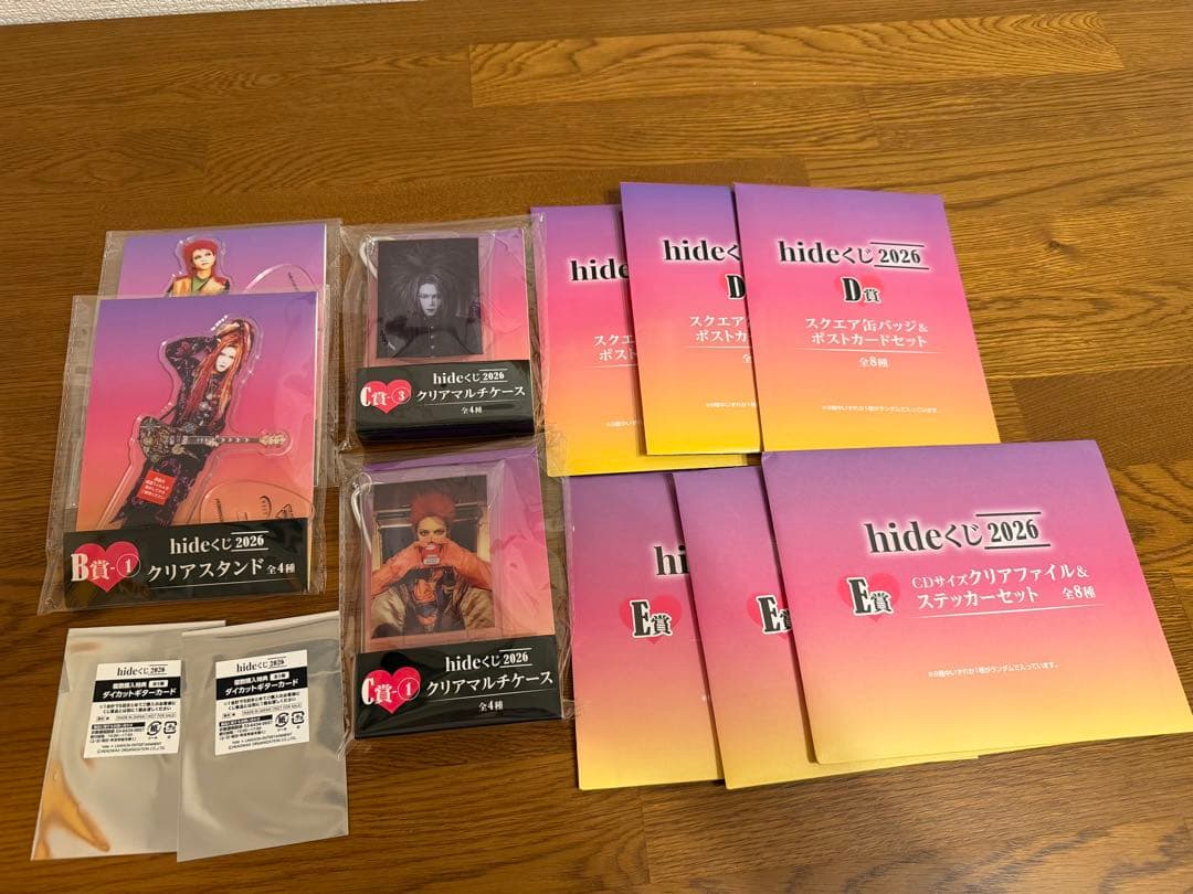 hide1番くじ2026 クリアスタンド・ポストカードセット