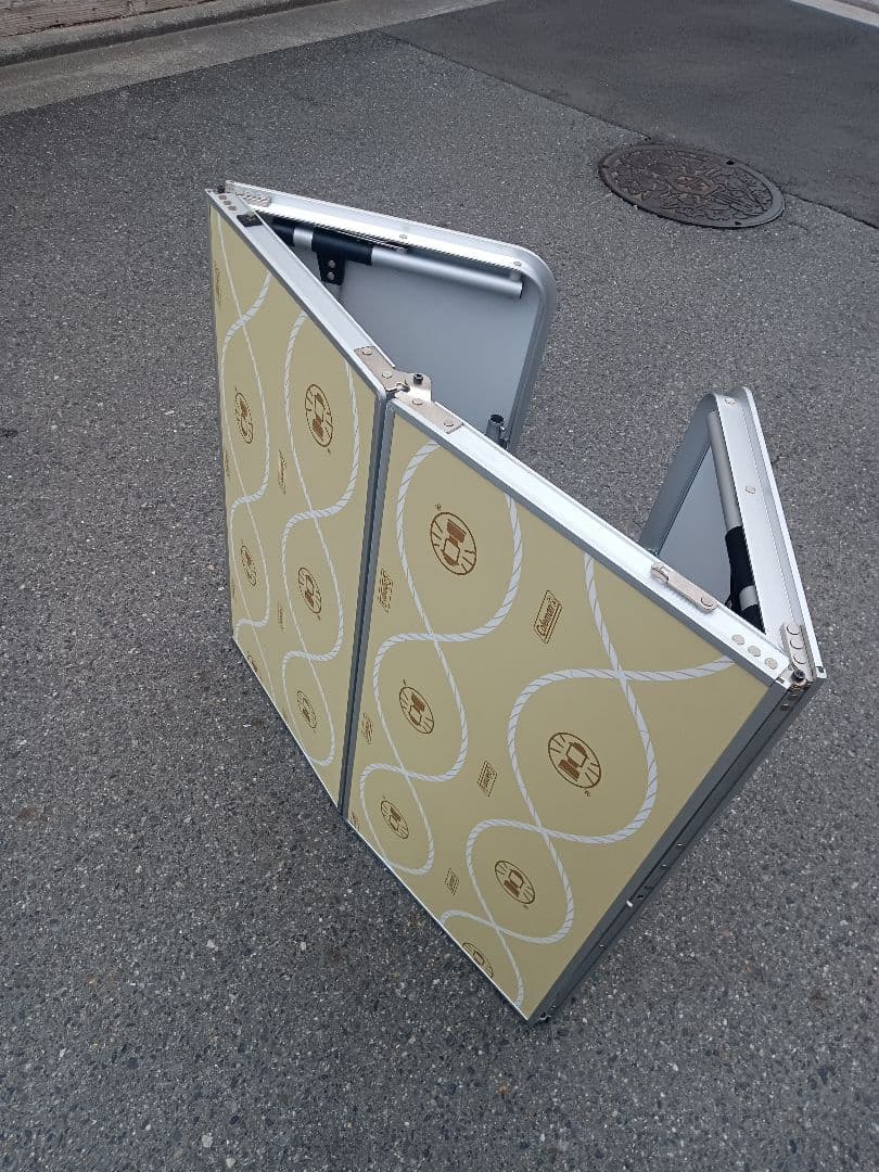 【Coleman】スリム四折テーブル 収納ケース付