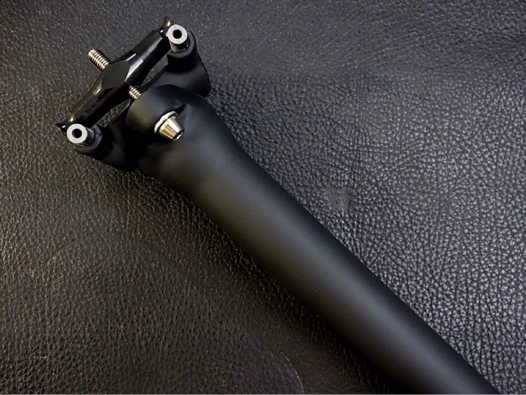 フルUDドライカーボン シートポスト オフセット0 チタンボルト◆ 31.6mm