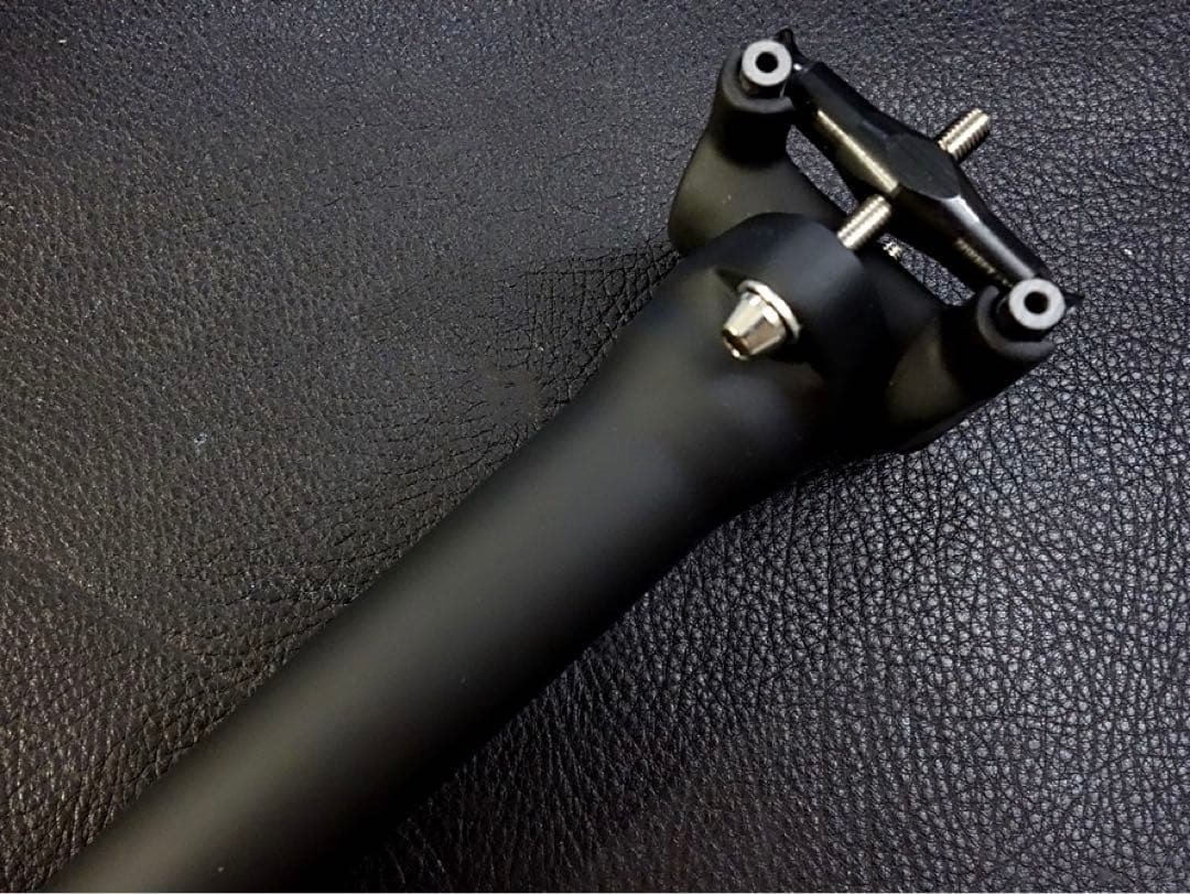 フルUDドライカーボン シートポスト オフセット0 チタンボルト◆ 31.6mm
