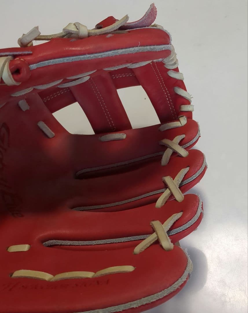 Mizuno Global Elite 赤 軟式グローブ　大人用