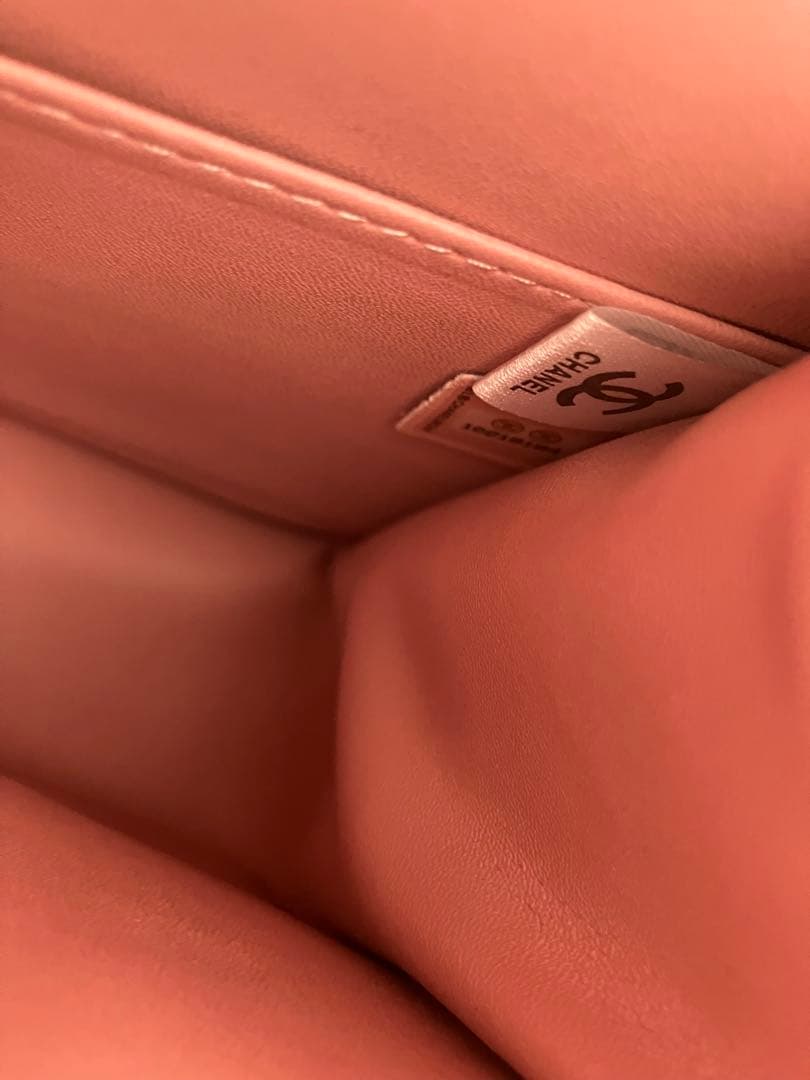 ラス1 CHANEL デカマトラッセ　30 ノベルティ　ショルダー　シリアル