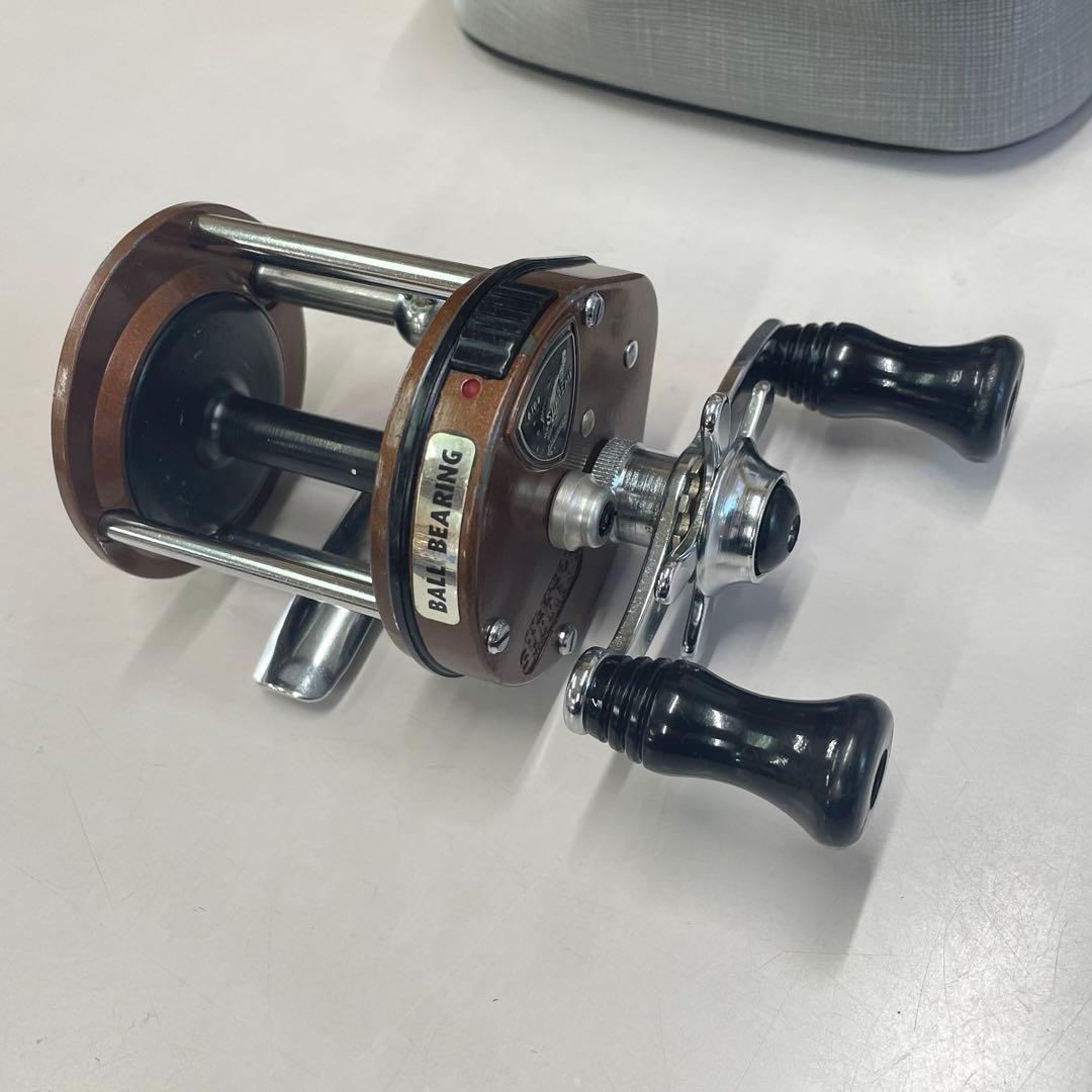 リール PFLUEGER SUPREME 610B