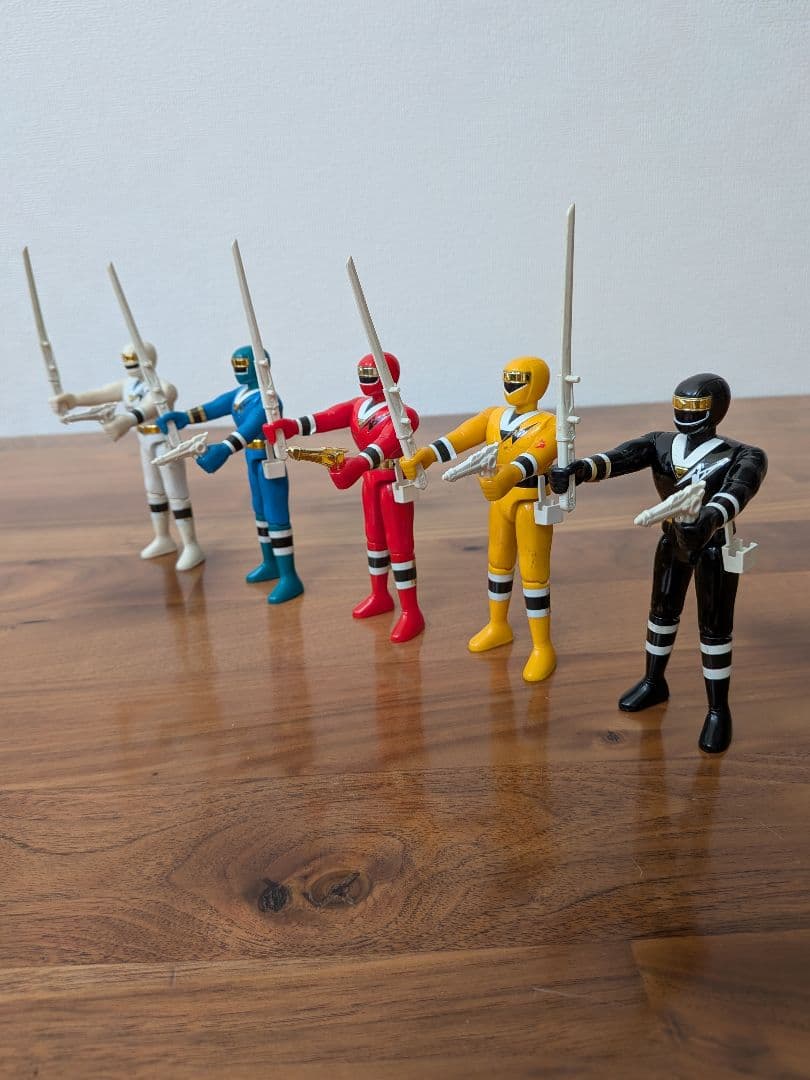 忍者戦隊カクレンジャー　超合金　フィギュア５体セット　各武器付属　希少・貴重