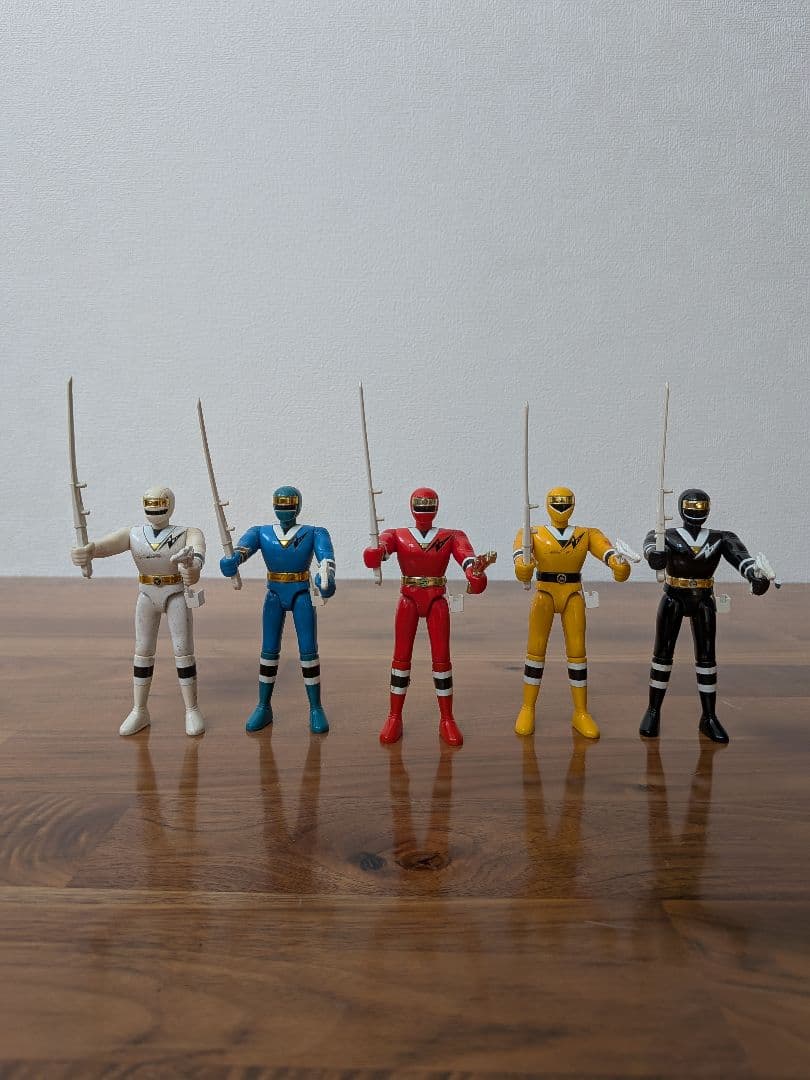 忍者戦隊カクレンジャー　超合金　フィギュア５体セット　各武器付属　希少・貴重
