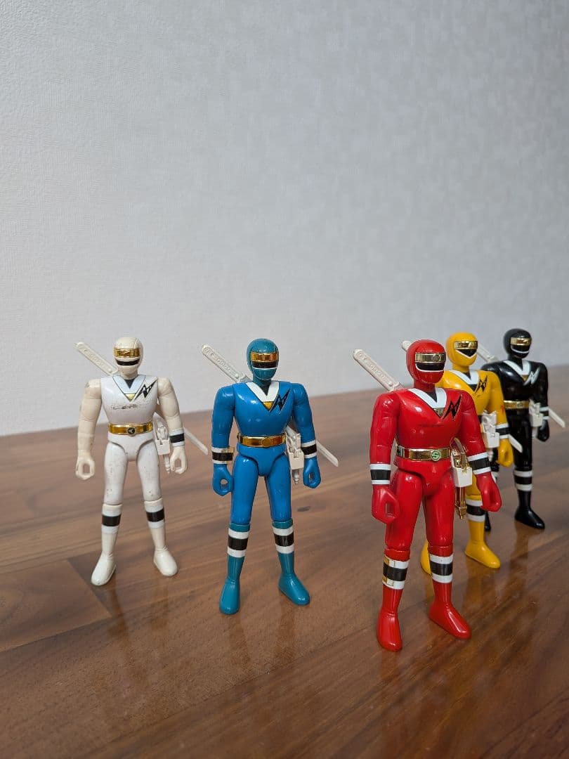 忍者戦隊カクレンジャー　超合金　フィギュア５体セット　各武器付属　希少・貴重