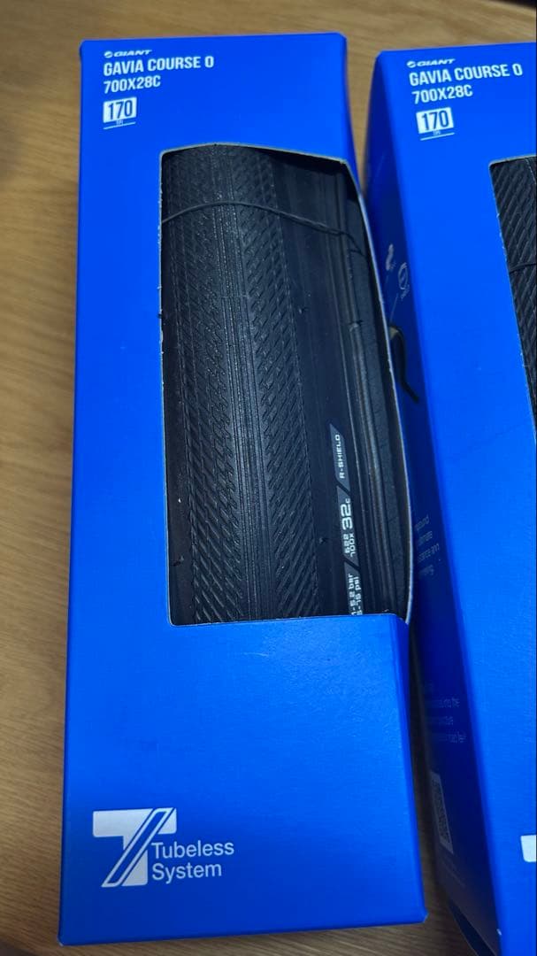 GIANT Gavia Fondo 1 700×32C 2本セット 箱無し