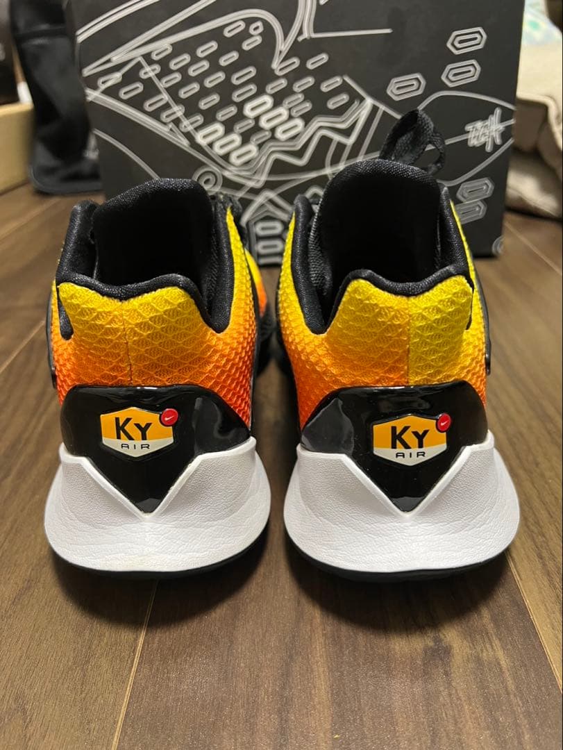 Nike KY カイリー2ロー