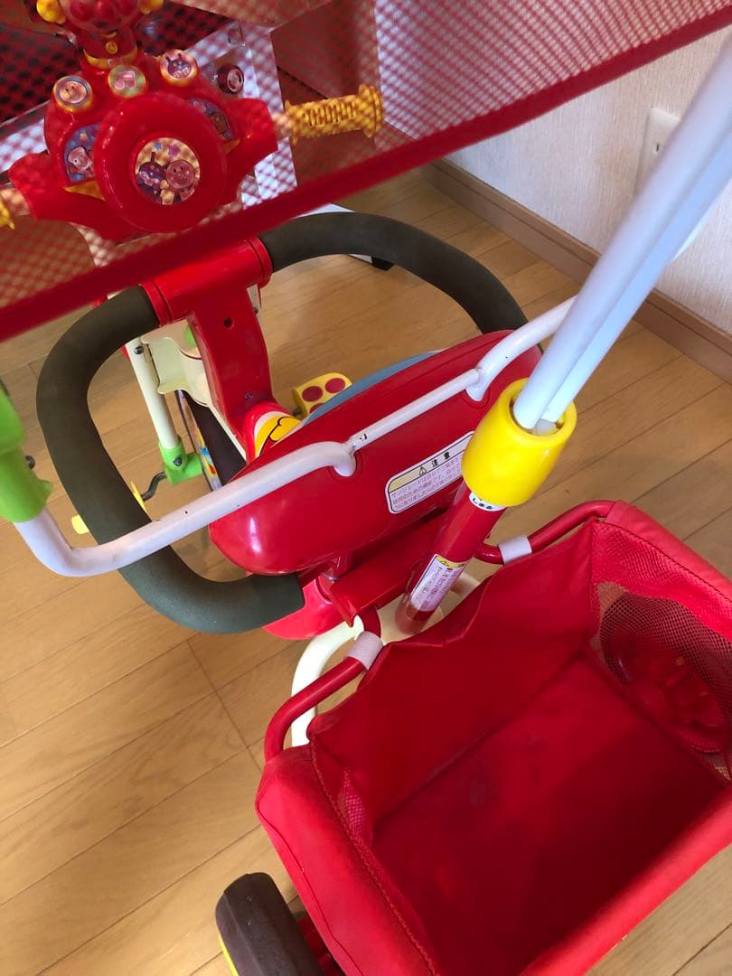 それいけ！アンパンマン デラックスII 三輪車 レッド 日よけ付き