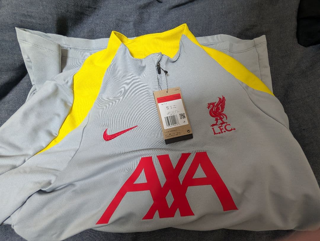 NIKE Liverpool トレーニングジャージ　上下セット