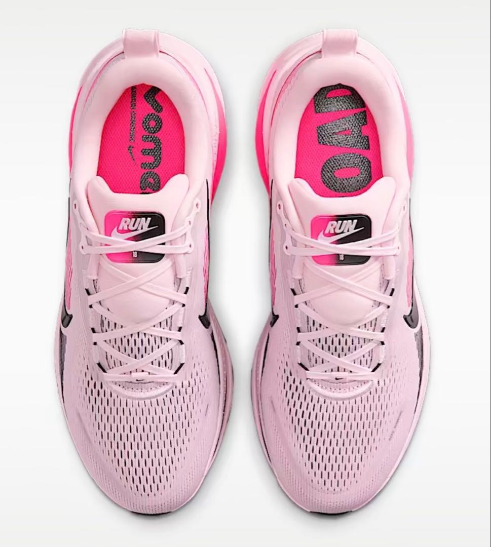 【新品未使用】NIKE ナイキ ボメロ 18 ￼ランニングシューズ ピンク