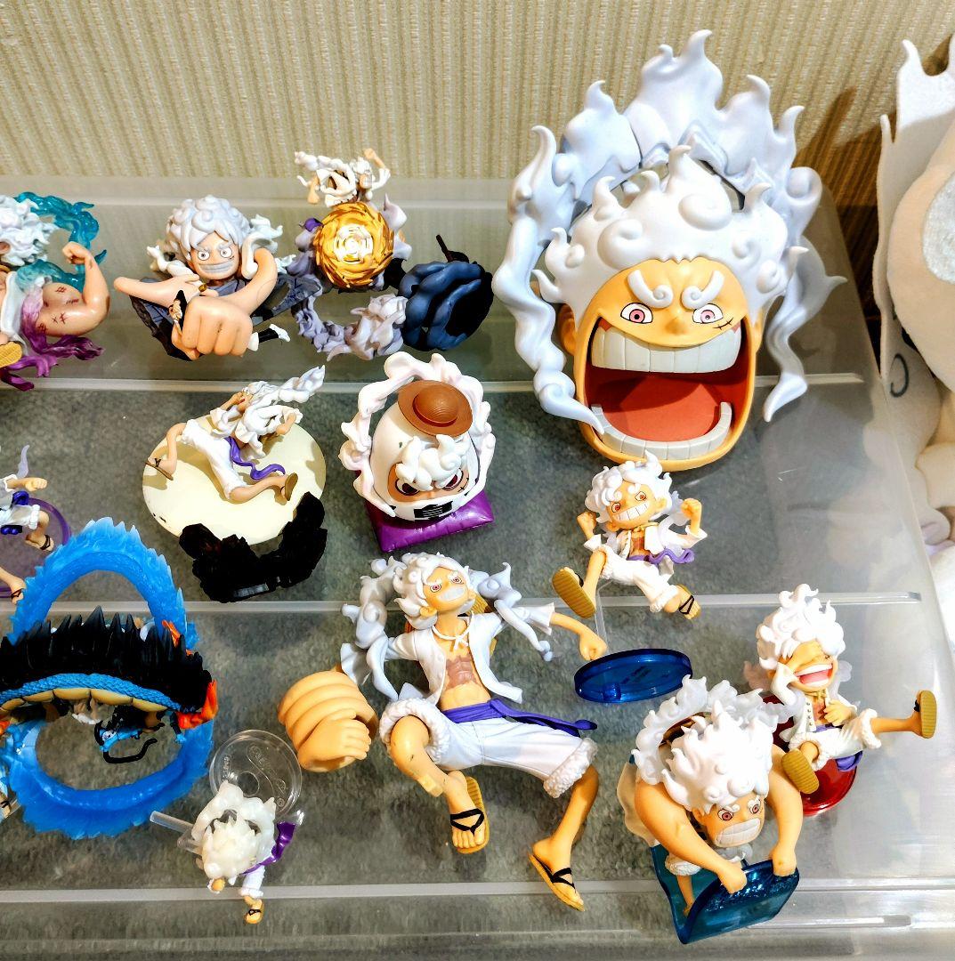 ONE PIECE モンキー・D・ルフィ フィギュア34体 ぬいぐるみ2個