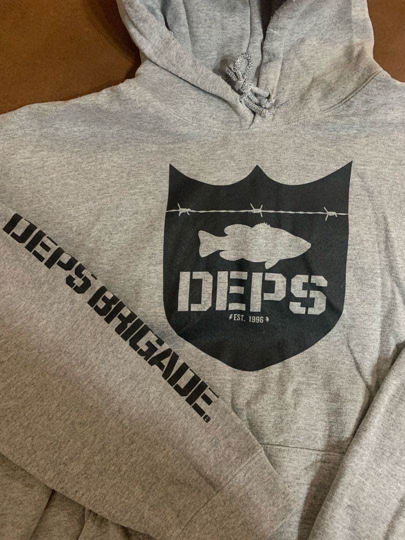 STYLE OF DEPS BRIGADE フーディ バスブリゲード