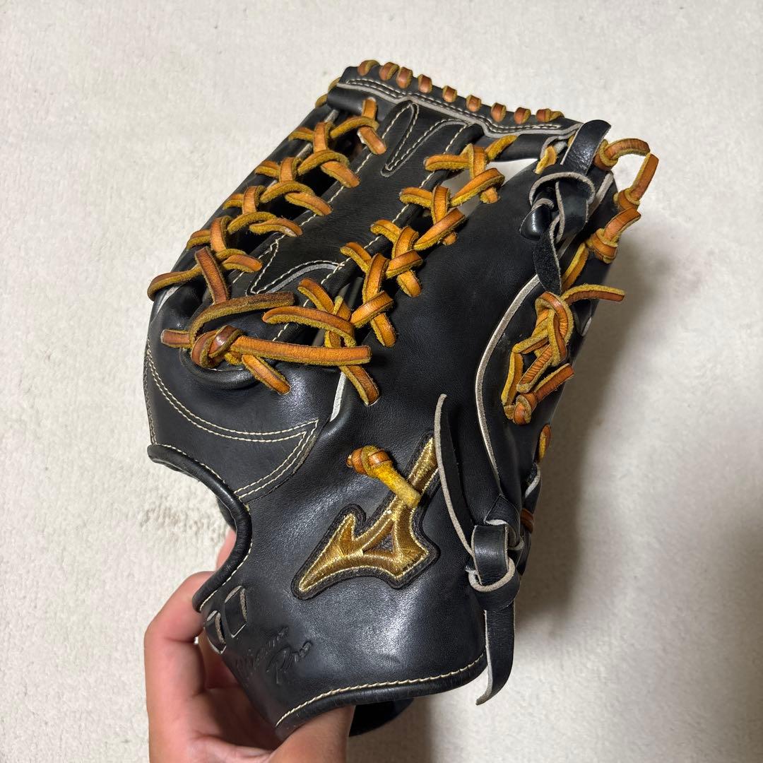 硬式野球グローブ 黒 レザー