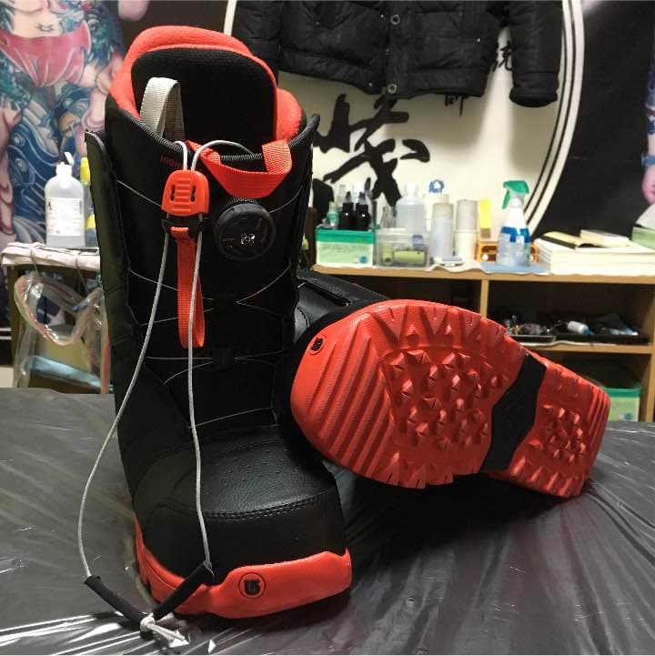 Burton本年度model