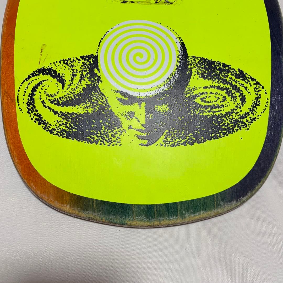 スケートボードデッキ マッドネス　MADNES