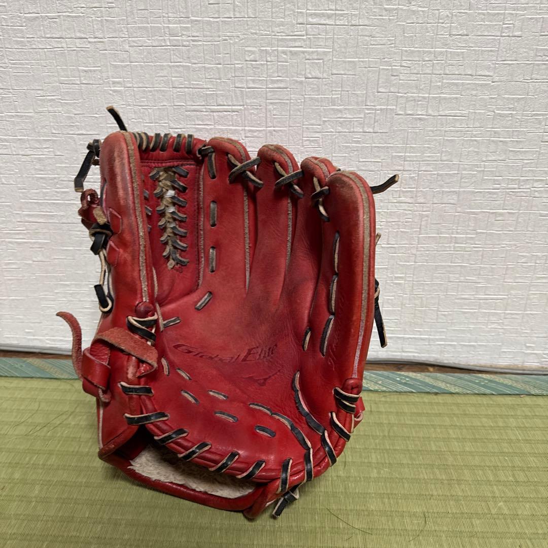 Mizuno Global Elite 軟式グローブ レッド