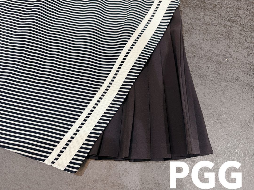 パーリーゲイツ　PGG スカート　サイズ２　プリーツ　ボーダー　ネイビー