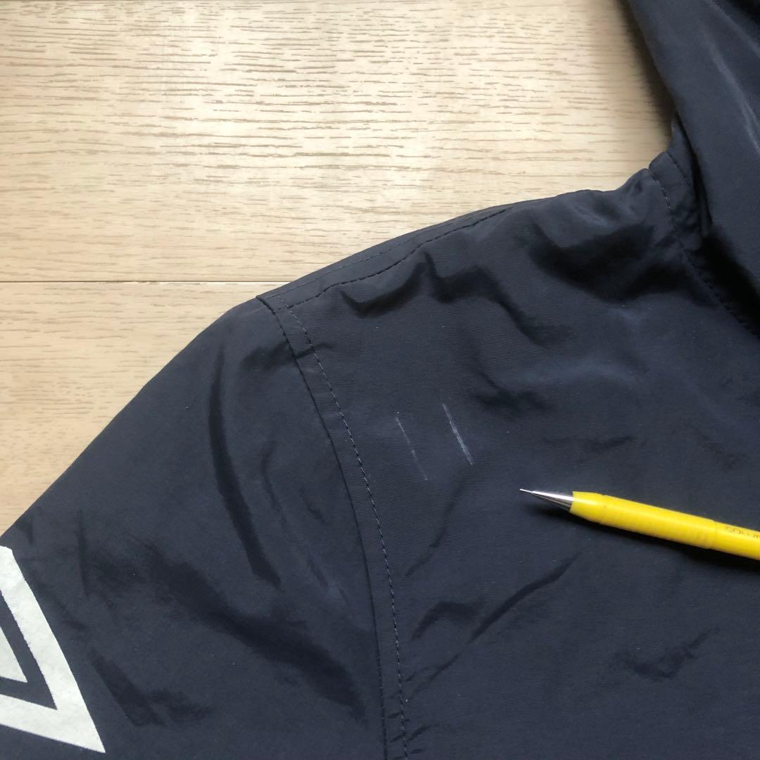 UMBRO アンブロ　Sサイズ ナイロンハーフジップパーカー　ミシガンカラー
