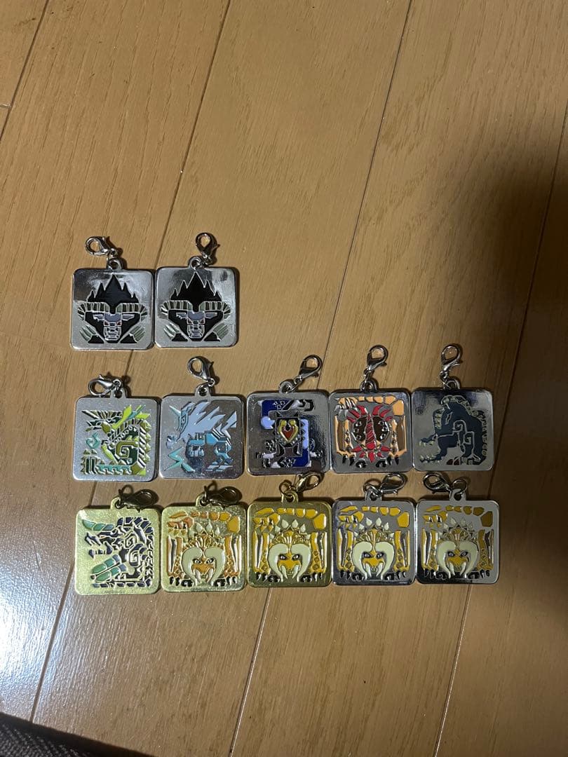 モンスターハンター　アイコンメタルコレクション 12個セット