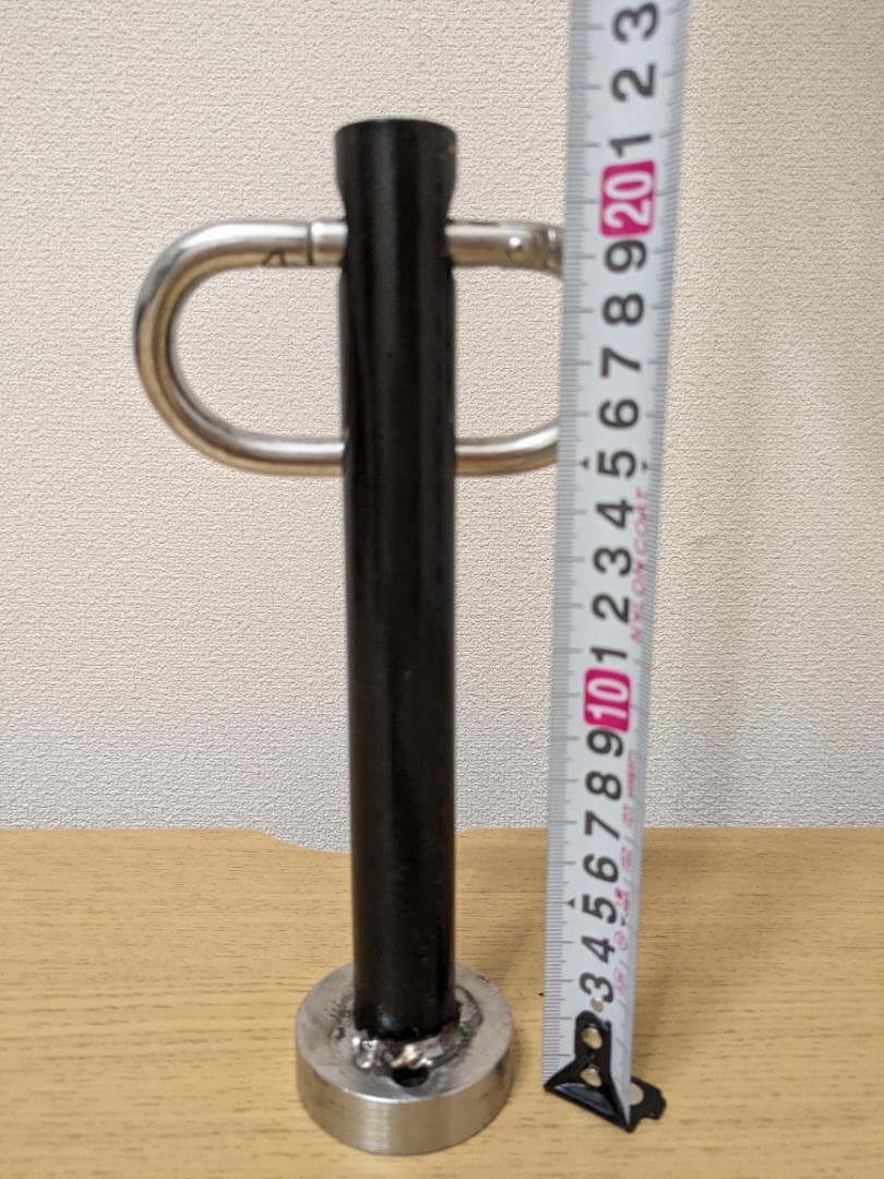 プレートホルダー28ミリ用　耐荷重100kg対応　カラビナ付き