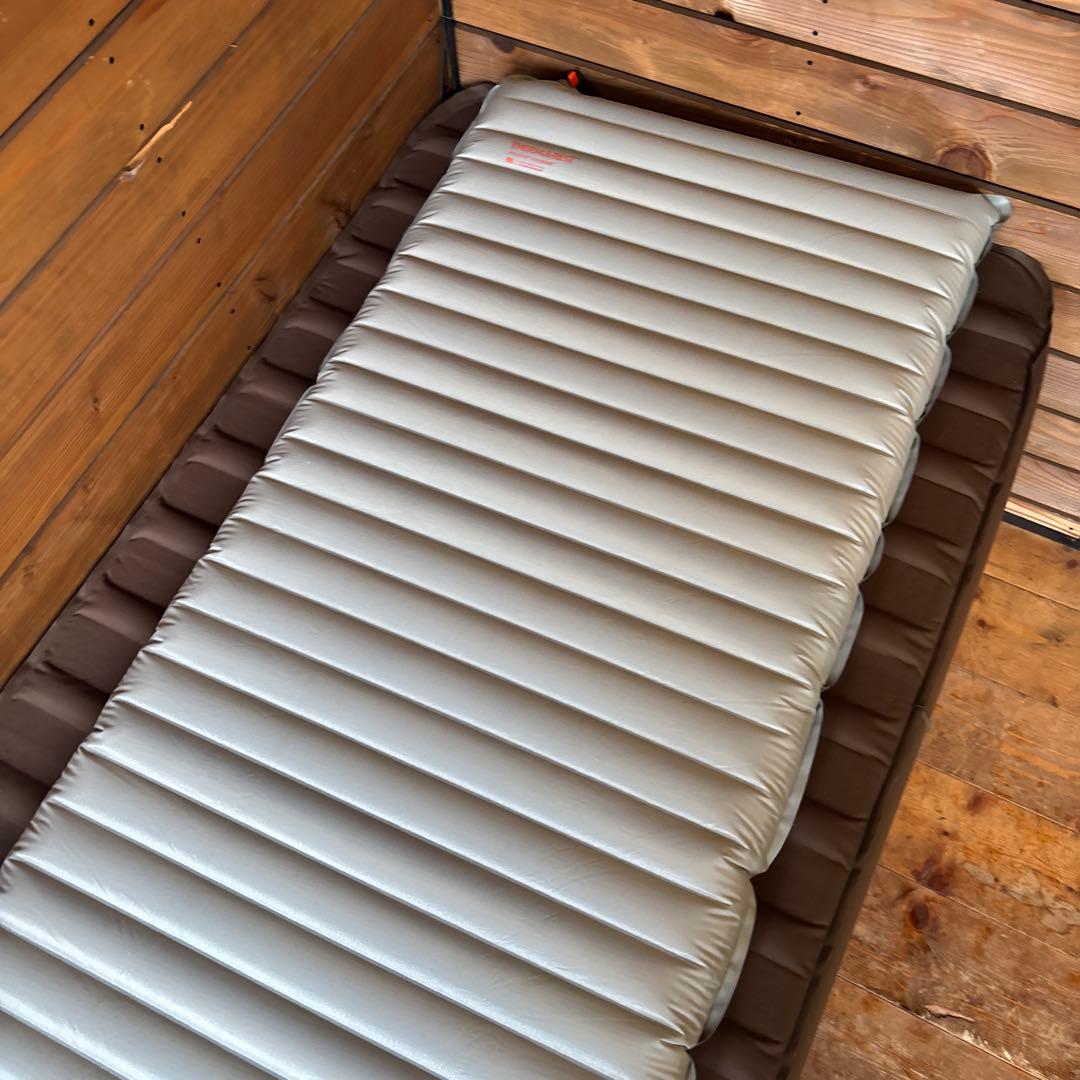 N*n様 【Therm-a-Rest】NeoAir XTherm MAX レギュ