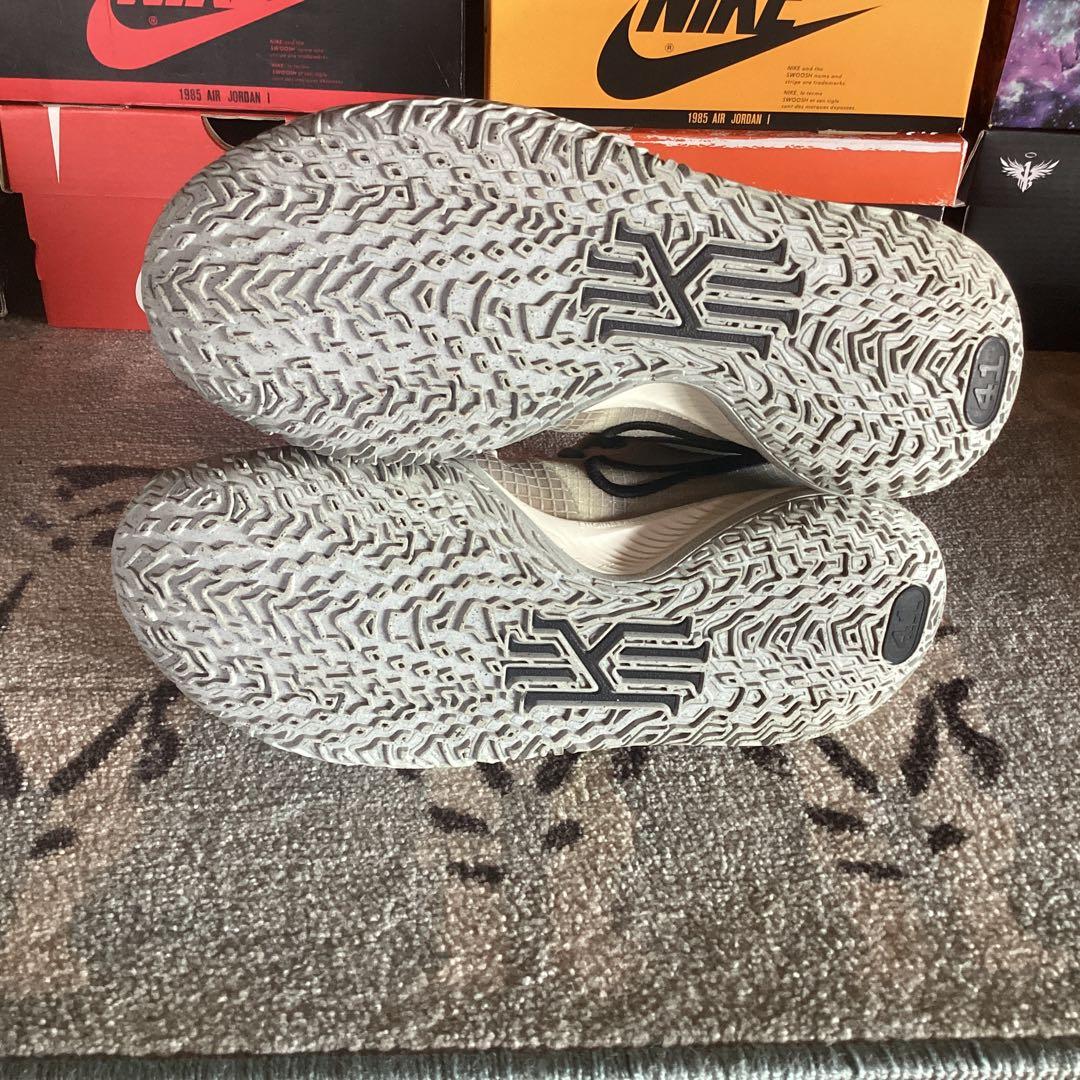 シューズ(男性用) Nike Kyrie 4 low Grey Fog
