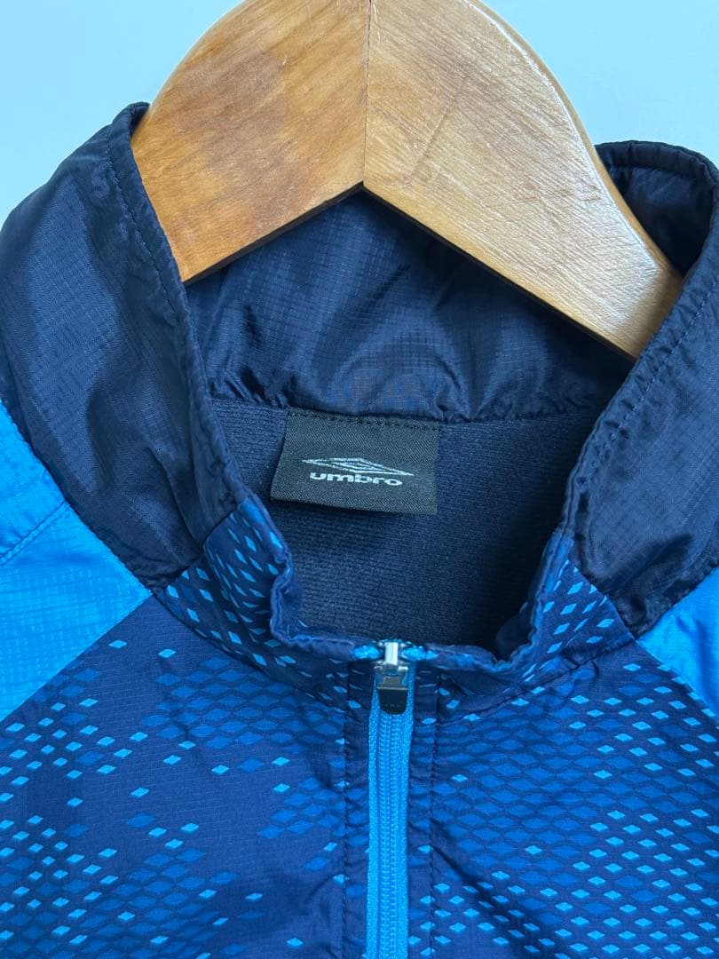 美品 アンブロ Umbro ピステ上下 ウィンドブレーカー 3点セット メンズL
