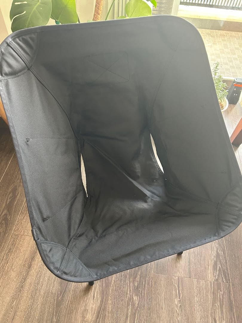 Tac. Chair L ブラック
