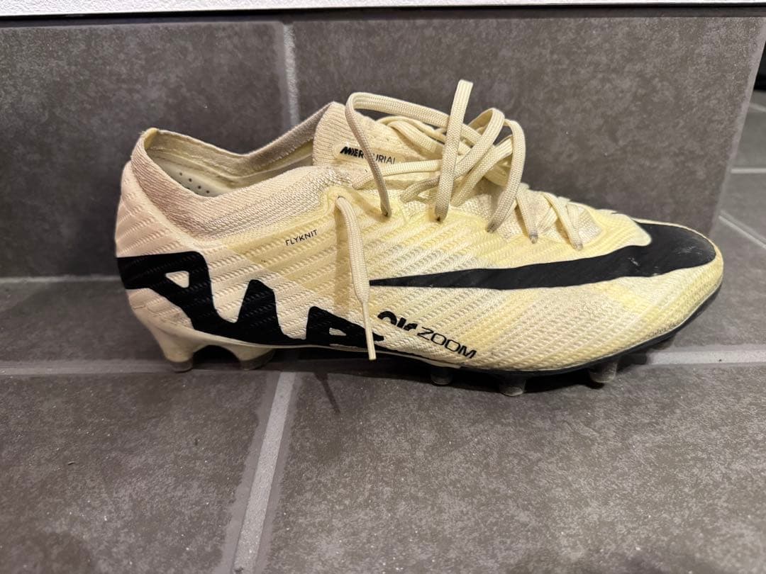 NIKEズーム マーキュリアル ヴェイパー 15