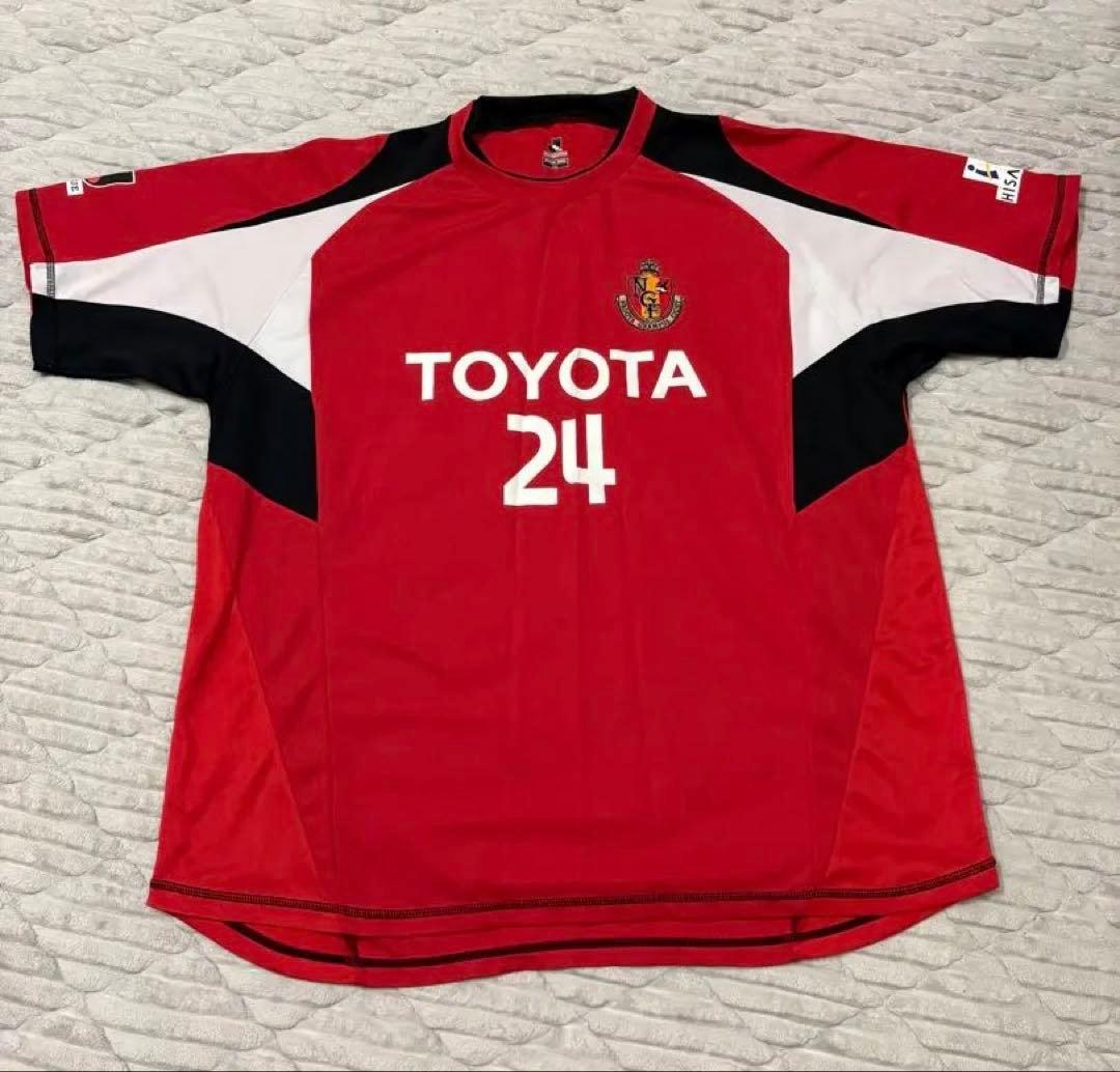 【サイン入り】名古屋グランパス 2005年 ユニフォームTシャツ 本田圭佑選手