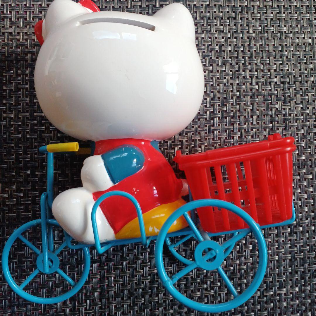 送料込 ハローキティ 自転車フィギュア バスケット 貯金箱 陶器 三輪車