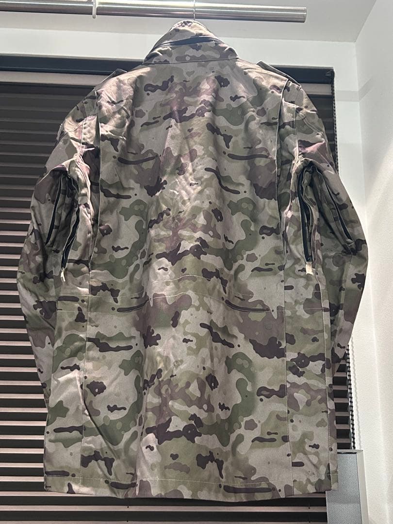 burton × alpha × undefeated スノーボード　ジャケット