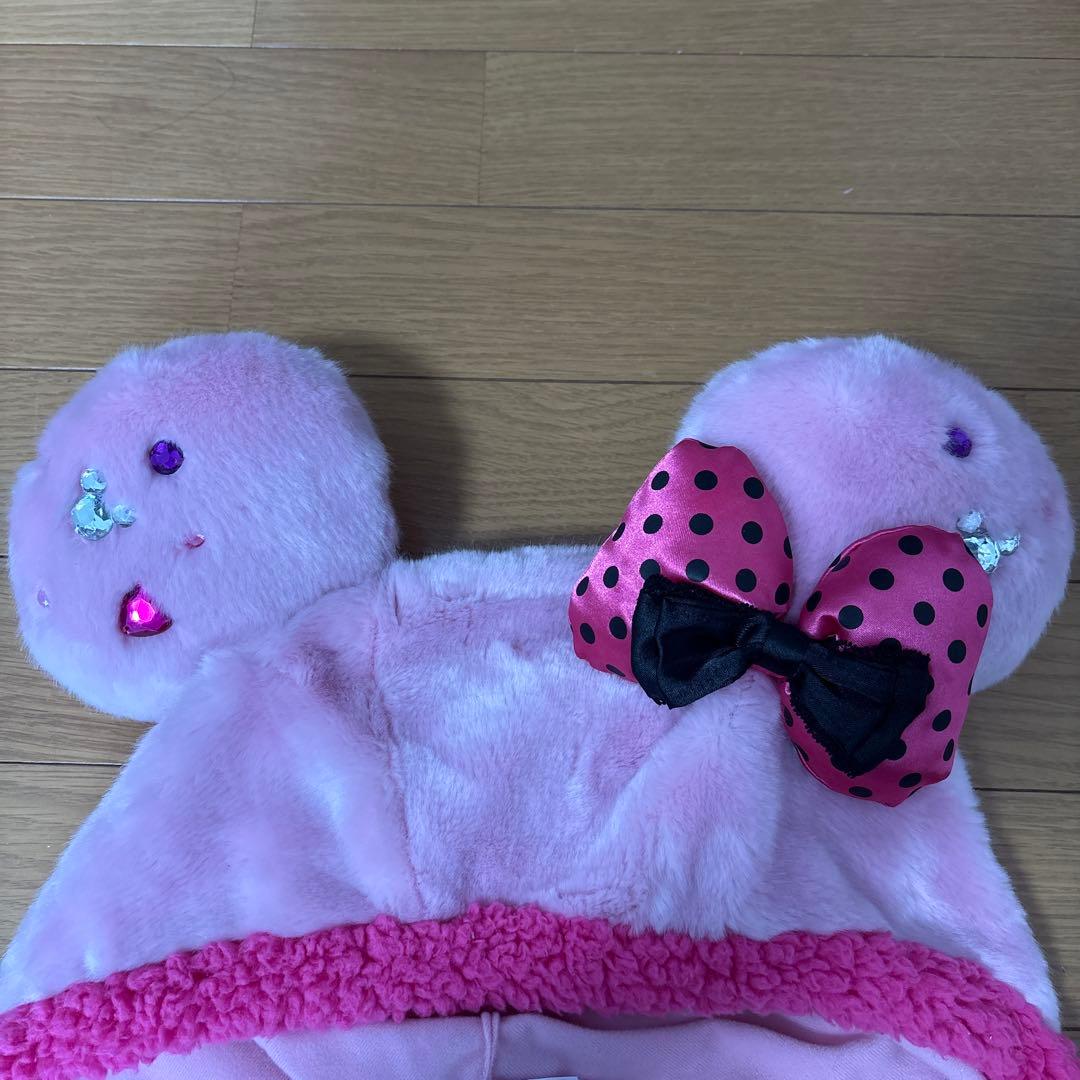 クマ耳付きピンク帽子