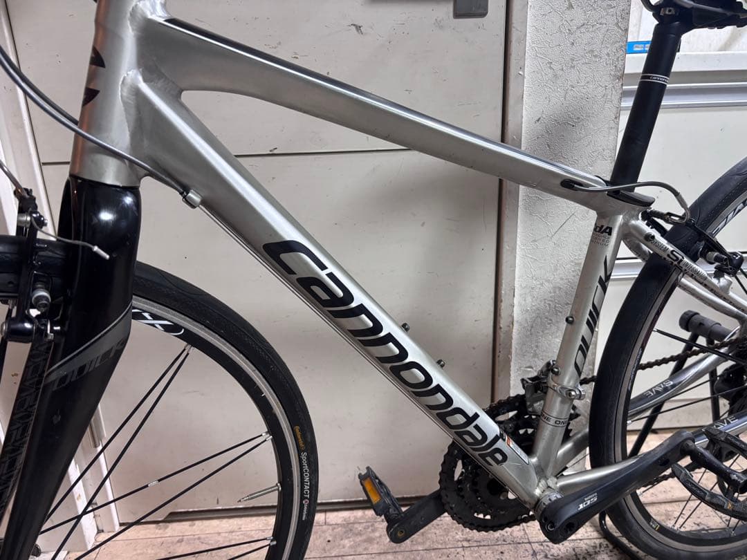キャノンデール クイック4 (Cannondale Quick 4)クロスバイク
