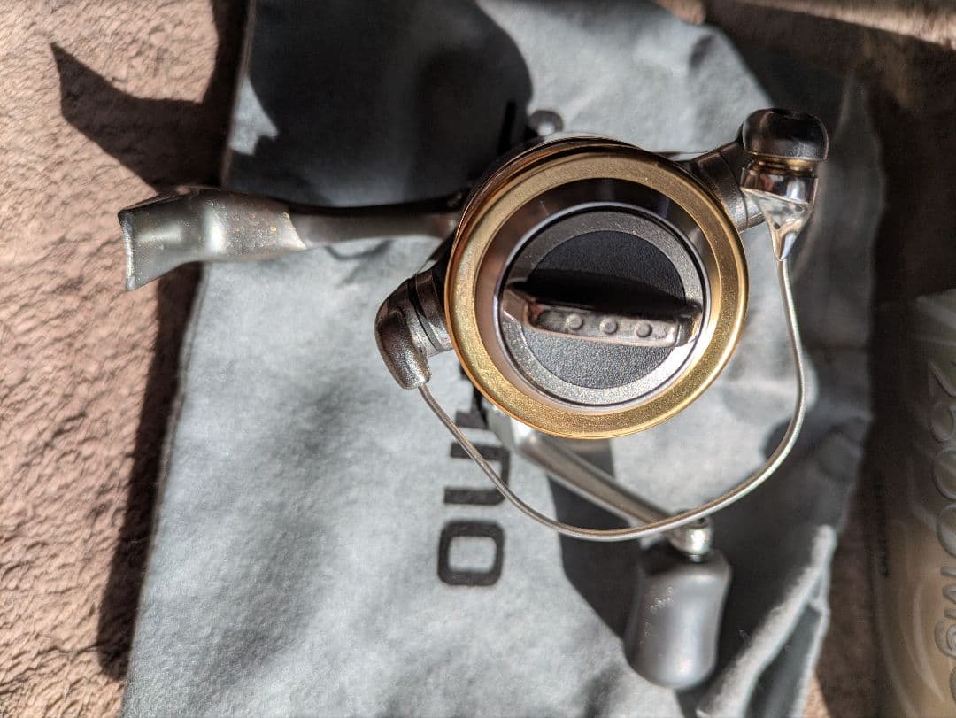 Shimano Twin Power 2500MGs スピニングリール