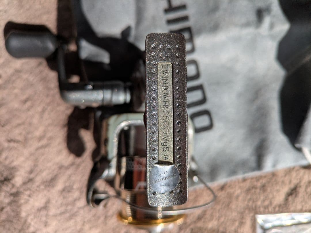 Shimano Twin Power 2500MGs スピニングリール